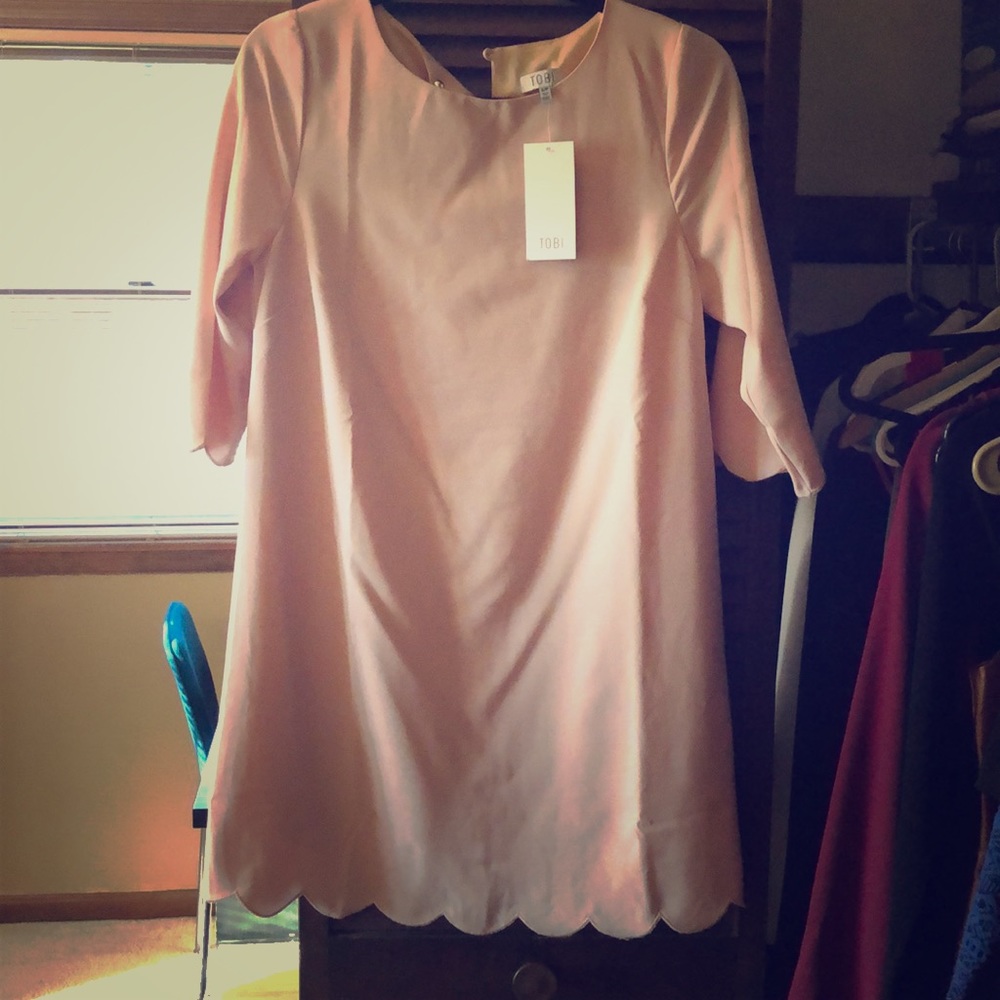 Tobi 3/4 sleeve dress